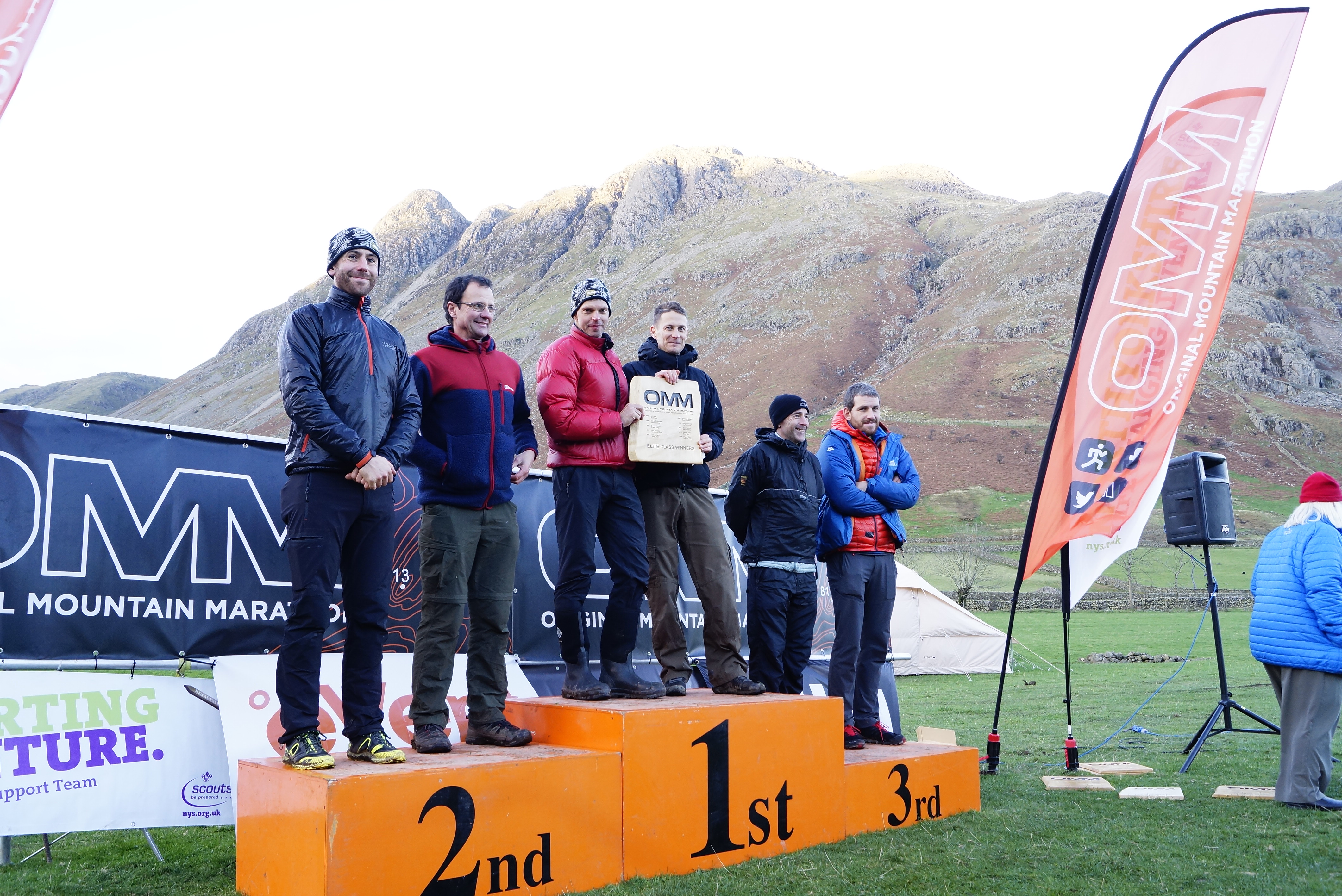 Shane
Ohly and Duncan Archer on the top of the Elite podium