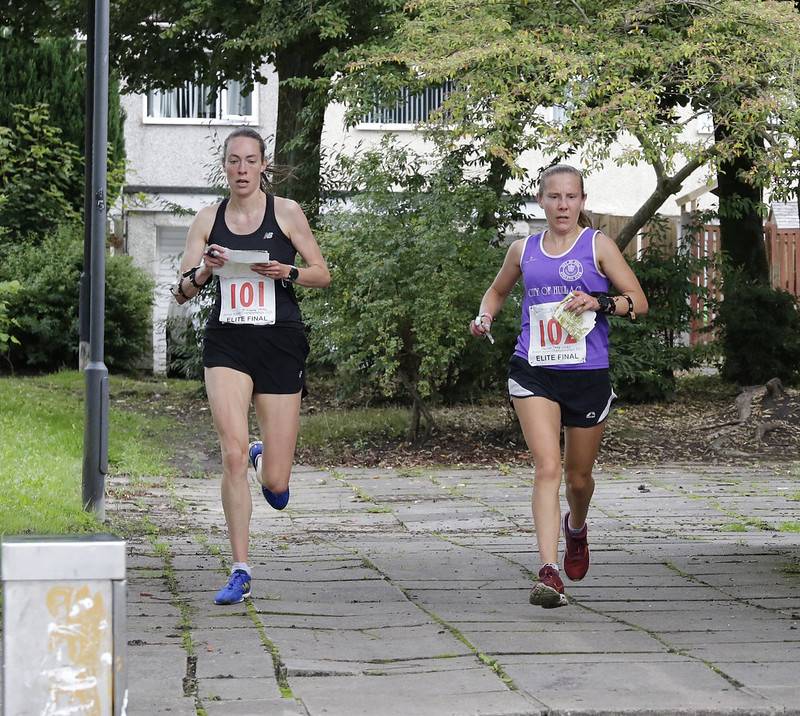 (Left): Alice Leake / (Right): Charlotte Ward 2022