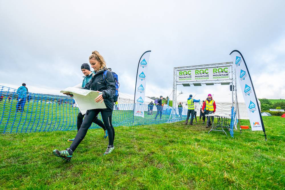 Participants setting off for 2 days of running, orienteering and camping fun. ©Steve Ashworth