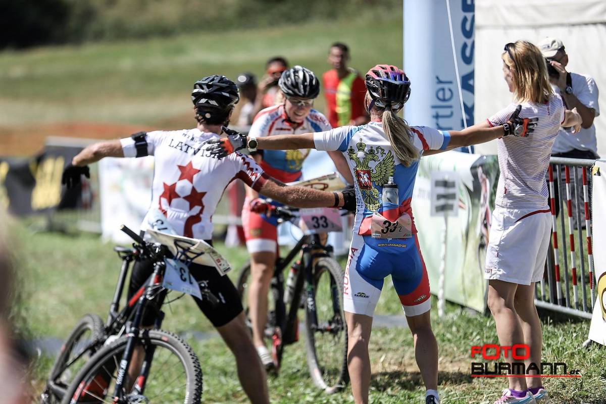 Russia finishing 2nd (Photo by Foto Burman)