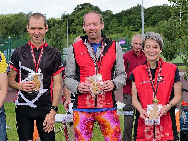 DEE41, photo by Brian Ward